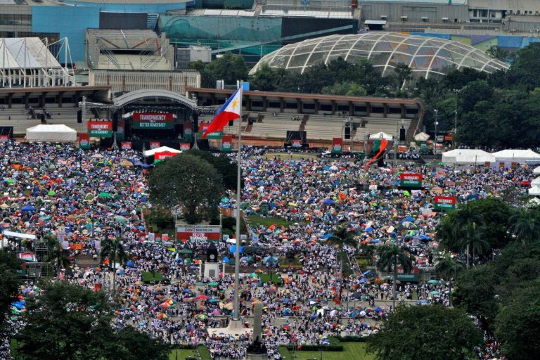 INC Crowd: ‘We Weren’t Paid to Stand Our Ground